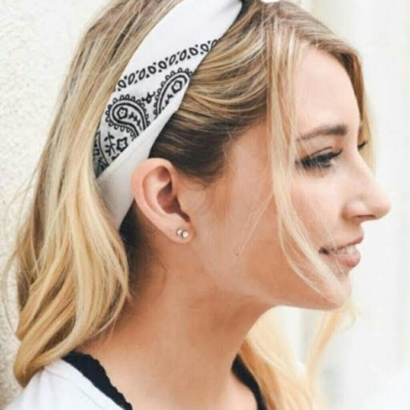 Spring/summer must have bandannas - Picture 7 of 7